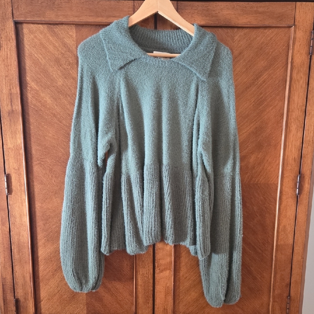 Elegant Teal Women's Collared  Sweater
